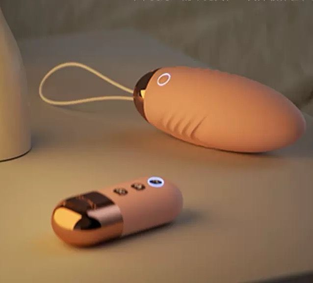 Wireless Remote-Controlled Vibrating Egg – Multi-Mode Wearable Pleasure Toy(بيضة اهتزاز لاسلكية بالتحكم عن بُعد – لعبة قابلة للارتداء متعددة الأوضاع)