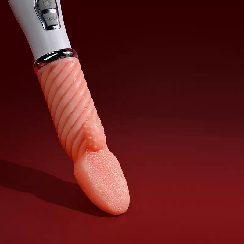 USB Rechargeable Textured Vibrating Massager – Soft-Touch Finish, Dual-Button Control & Ergonomic Curved Design（جهاز تدليك اهتزازي مزخرف قابل للشحن عبر USB – ملمس ناعم وتحكم بزرين وتصميم منحني مريح）